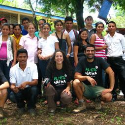 Objetivo cumplido: las becas para jóvenes de CECOCAFEN son una realidad.